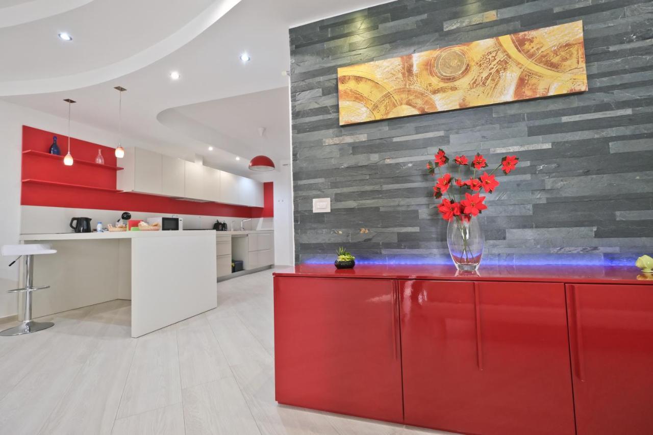 Modern House - 5 Stelle - Posto Auto Privato Apartment Brindisi Ngoại thất bức ảnh