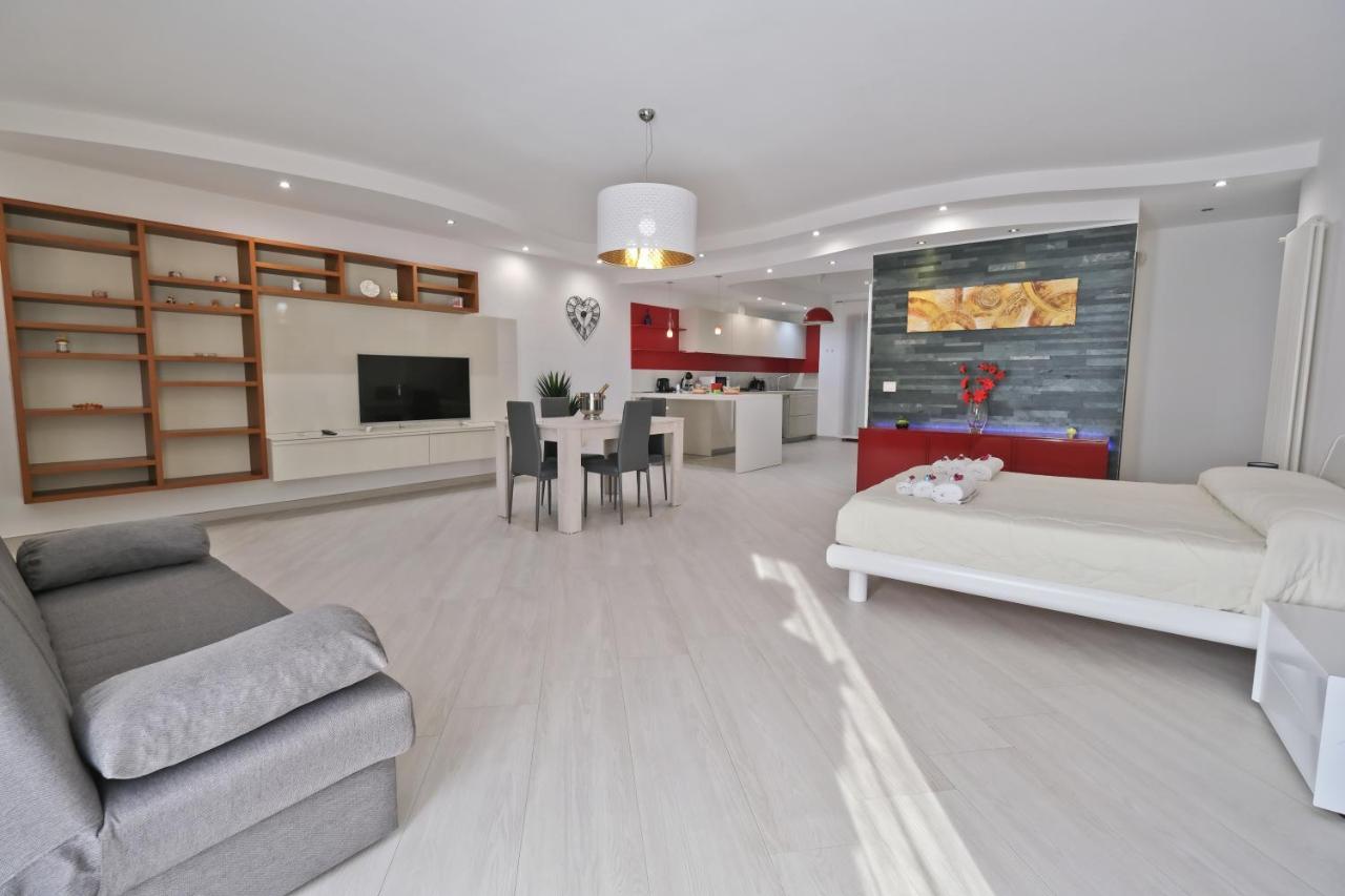 Modern House - 5 Stelle - Posto Auto Privato Apartment Brindisi Ngoại thất bức ảnh
